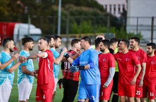 Gemlik’te İşçi Bayramı Heyecanı Yeşil Sahaya Taşındı